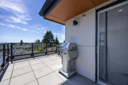 Mudroom Photo of 404 6085 Irmin Street, Burnaby, BC