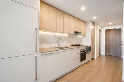 3807 6468 Willingdon Avenue, Burnaby, BC, Burnaby — Apartment/Condo for sale