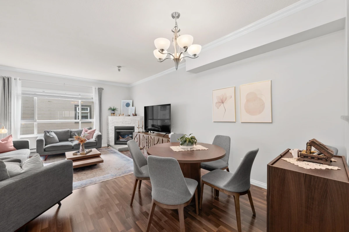 Dining Area Photo of 7 9420 Ferndale Road, Richmond, BC