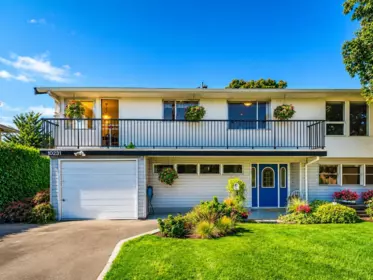 10231 Aintree Crescent, Richmond, BC, Richmond — Single Family Residence for sale