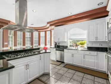 Breakfast Nook Photo of 13828 Crescent Road, Surrey, BC