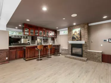 Hot Tub / Spa Photo of 13828 Crescent Road, Surrey, BC