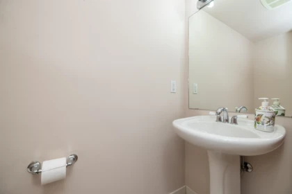 Primary Bathroom Photo of 13 1203 Madison Avenue, Burnaby, BC