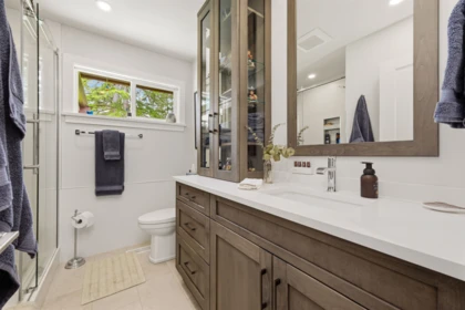Laundry Room Photo of 23541 24 Avenue, Langley, BC
