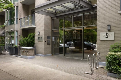 Fitness Center Photo Near 2505 928 Richards Street, Vancouver, BC