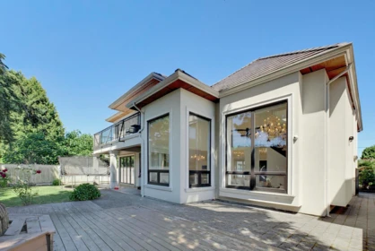 Hot Tub / Spa Photo of 5500 Cathay Road, Richmond, BC