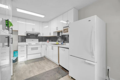 13335 70b Avenue, Surrey, BC, Surrey — Townhouse for sale