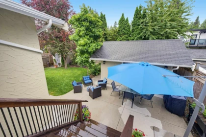 Hot Tub / Spa Photo of 19978 50a Avenue, Langley, BC
