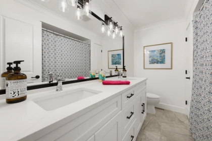 Mudroom Photo of 19978 50a Avenue, Langley, BC