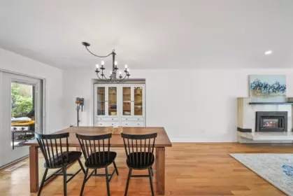Breakfast Nook Photo of 1071 Spar Drive, Coquitlam, BC