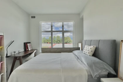 Primary Bedroom Photo of 227 6283 Kingsway, Burnaby, BC
