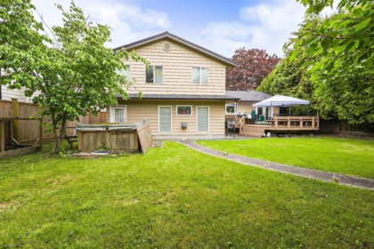 Garden / Landscaping Photo of 10340 Bamberton Drive, Richmond, BC