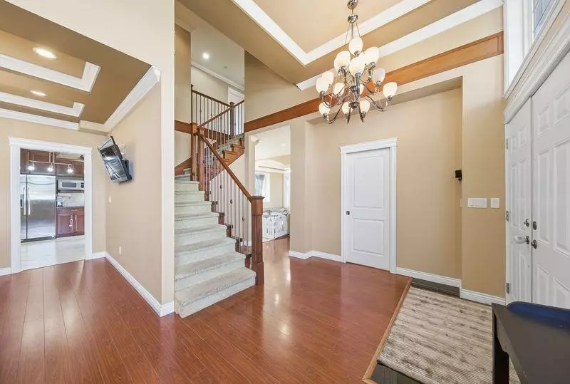 Family Room Photo of 14588 62 Avenue, Surrey, BC