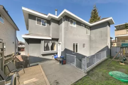 Front Yard Photo of 14588 62 Avenue, Surrey, BC