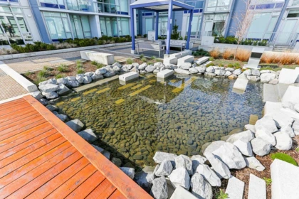 Swimming Pool Photo of 3709 13750 100 Avenue, Surrey, BC