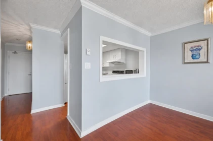 Kitchen Photo of 1701 14881 103a Avenue, Surrey, BC