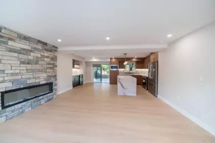 11659 Lyon Road, Delta, BC, Delta — Single Family Residence for sale
