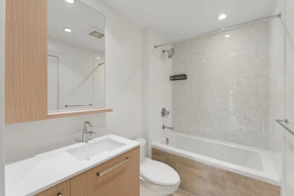 Guest Bathroom Photo of 903 567 Clarke Road, Coquitlam, BC