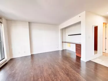 Pantry Photo of 902 833 Agnes Street, New Westminster, BC