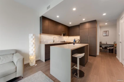 2812 2108 Gilmore Avenue, Burnaby, BC, Burnaby — Apartment/Condo for sale