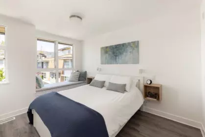 Loft / Bonus Room Photo of 215 2060 Curling Road, North Vancouver, BC