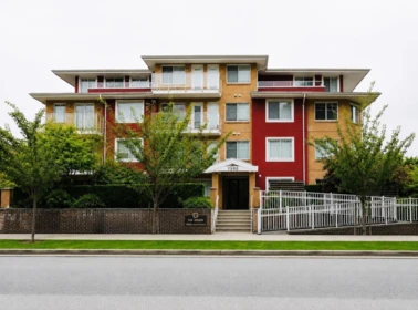 402 1990 Westminster Avenue, Port Coquitlam, BC, Port Coquitlam — Apartment/Condo for sale