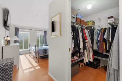 Hallway Photo of 213 32085 George Ferguson Way, Abbotsford, BC