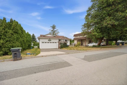 12191 101a Avenue, Surrey, BC, Surrey — Single Family Residence for sale