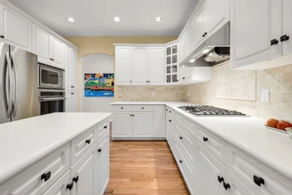 Kitchen Photo of 206 6505 3 Avenue, Delta, BC