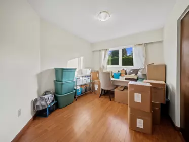 Hallway Photo of 667 Cypress Street, Coquitlam, BC