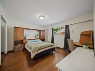 Laundry Room Photo of 667 Cypress Street, Coquitlam, BC