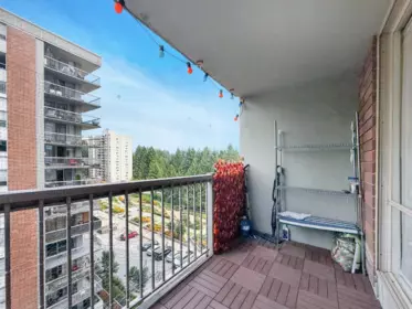 Breakfast Nook Photo of 905 2016 Fullerton Avenue, North Vancouver, BC