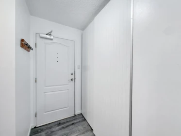 905 2016 Fullerton Avenue, North Vancouver, BC, North Vancouver — Apartment/Condo for sale