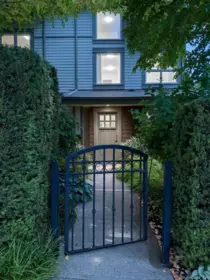 2982 Chesterfield Avenue, North Vancouver, BC, North Vancouver — Townhouse for sale