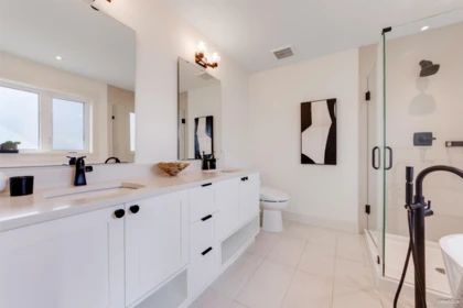 Powder Room Photo of 19748 75a Avenue, Langley, BC