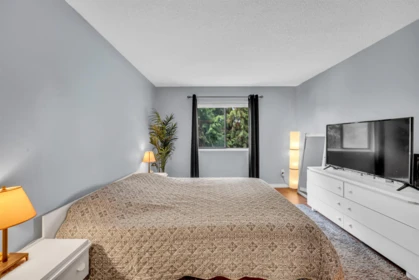 Guest Bathroom Photo of 226 12170 222 Street, Maple Ridge, BC