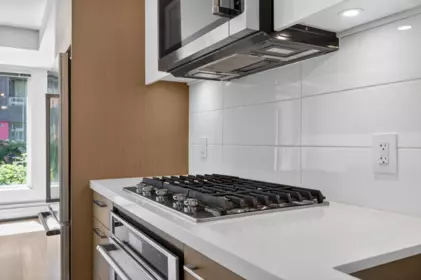 304 384 E 1st Avenue, Vancouver, BC, Vancouver — Apartment/Condo for sale