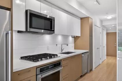 304 384 E 1st Avenue, Vancouver, BC, Vancouver — Apartment/Condo for sale
