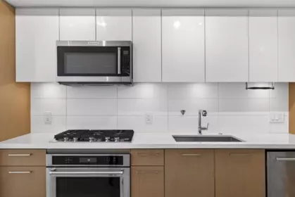 304 384 E 1st Avenue, Vancouver, BC, Vancouver — Apartment/Condo for sale