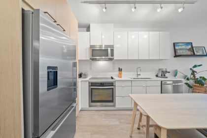 Breakfast Nook Photo of 214 1621 Hamilton Avenue, North Vancouver, BC