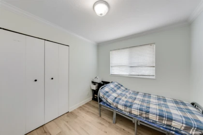Laundry Room Photo of 2944 271 Street, Langley, BC