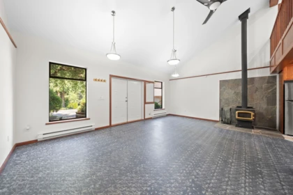 Hot Tub / Spa Photo of 23956 64 Avenue, Langley, BC