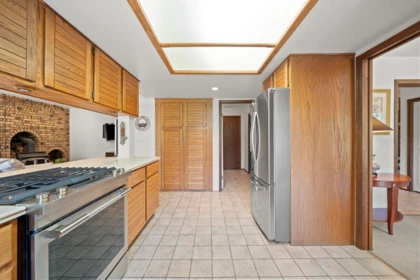 Primary Bathroom Photo of 23956 64 Avenue, Langley, BC