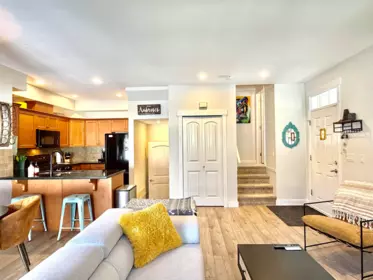 3 18011 70 Avenue, Surrey, BC, Surrey — Townhouse for sale