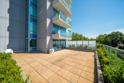 Garden / Landscaping Photo of 603 5599 Cooney Road, Richmond, BC
