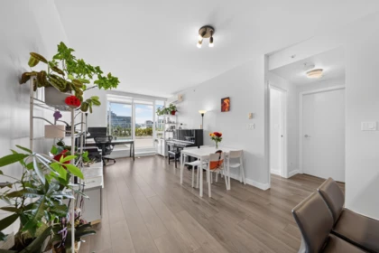 Office / Den Photo of 603 5599 Cooney Road, Richmond, BC