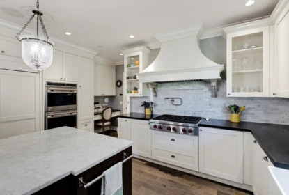 Pantry Photo of 930 Selkirk Crescent, Coquitlam, BC