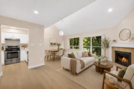 302 8600 Westminster Highway, Richmond, BC