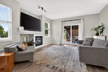 Breakfast Nook Photo of 14848 56a Avenue, Surrey, BC