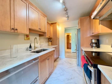 602 2060 Bellwood Avenue, Burnaby, BC, Burnaby — Apartment/Condo for sale
